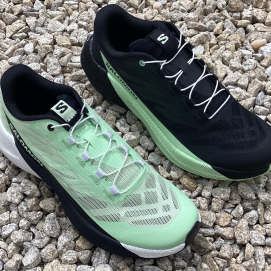 スピード特化👟のトレイルシューズ‼️