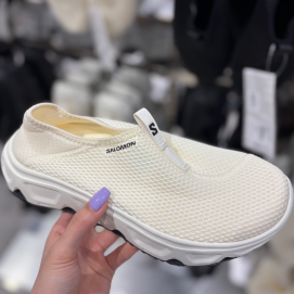 大人気リカバリーシューズ✨REELAX MOC 6,0入荷‼️🤍