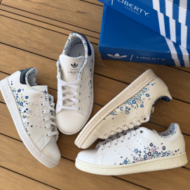ABC-MART限定　adidasリバティコラボ入荷しました♪