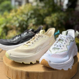 【人気のスニーカー👟大特価‼️】