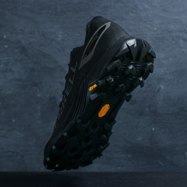 snow peak × MERRELLのコラボレーションシューズが新登場！！