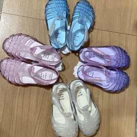 子ども服【人気サンダル入荷‼︎】