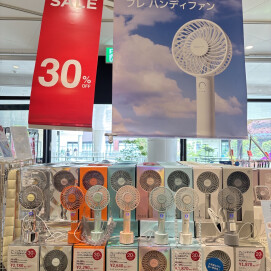 SALEアイテムのご紹介💁🏼♀️🚩ハンディファンやクイックドライタオルがお得👌🏻✨