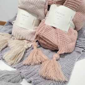 対象のスロー＆ひつじのメイプル🐏🤍大変お買い得です❣️