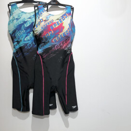 speedo スイムウェアのご紹介
