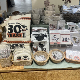 🌷ひつじのショーン30周年記念グッズ🌷