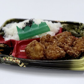 新商品「チキンカツ弁当」販売中です！