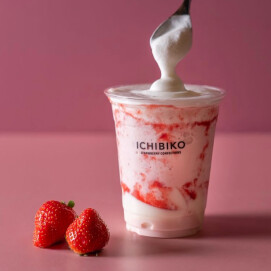 ＼期間限定／とろける杏仁いちごフラッペ🥛🍦🫧