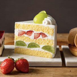 秋季限定のケーキ新発売🍇🍰