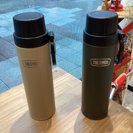 アウトドアデザインの炭酸ボトル入荷‼️