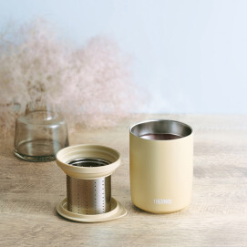 新入荷‼️茶こし付きタンブラー✨