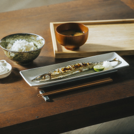 Standard Products　秋刀魚