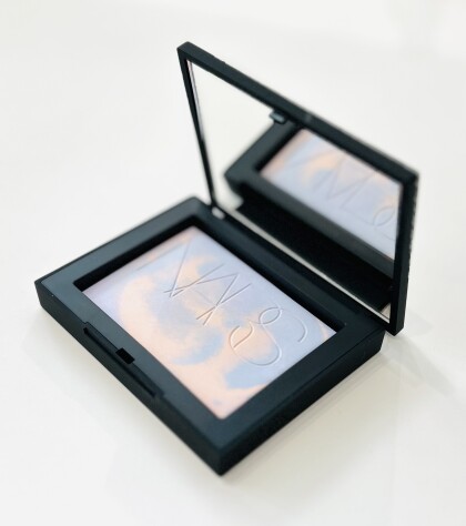 数量限定✨【NARS】ライトリフレクティング プリズマティック