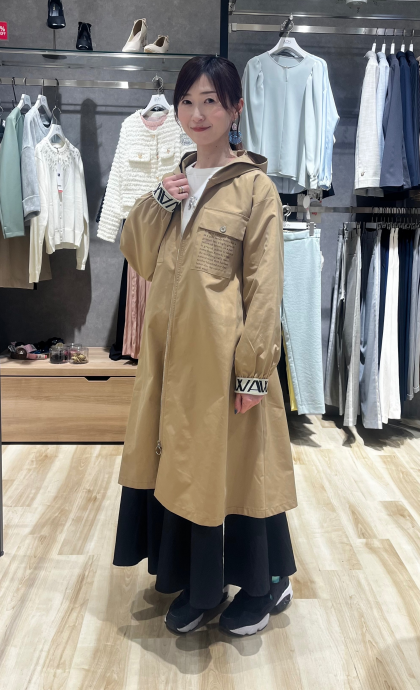 袖ロゴフードコート入荷♪