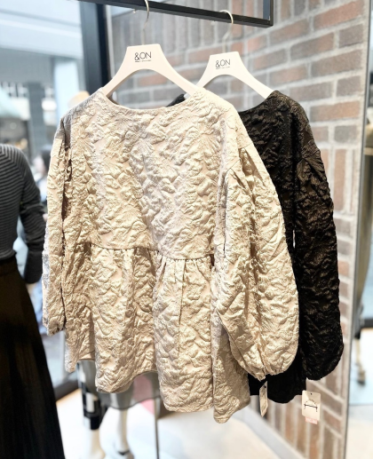 新作✨花柄のジャガードシリーズ入荷🍂✨