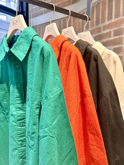 新作✨オーバーシルエット半袖シャツ👚✨