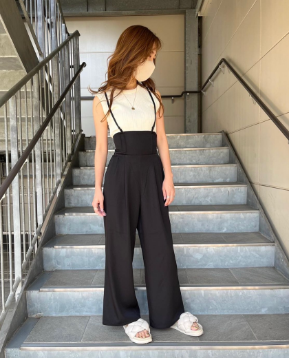 新作✨レースアップパンツ入荷✨✨