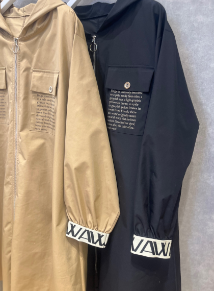 袖ロゴフードコート入荷♪