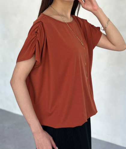 【アウトレット限定商品】Chez toi 肩ギャザーバルーンカットソー