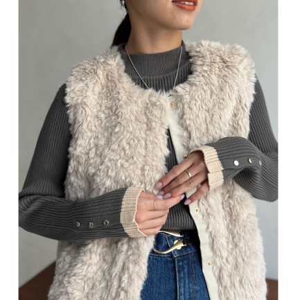 【アウトレット限定商品】Chez toi 配色袖口ボタンハイネックプルオーバー