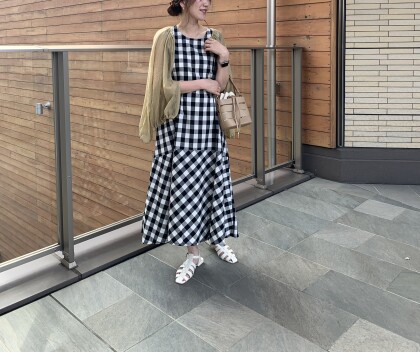 【Chez toi】裾ティアードノースリワンピース