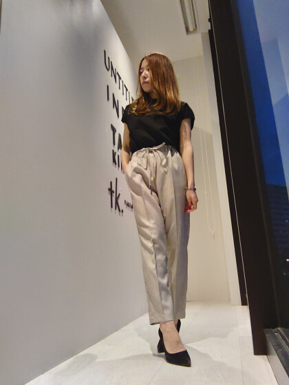 【Eprouve】テーパードパンツ♪