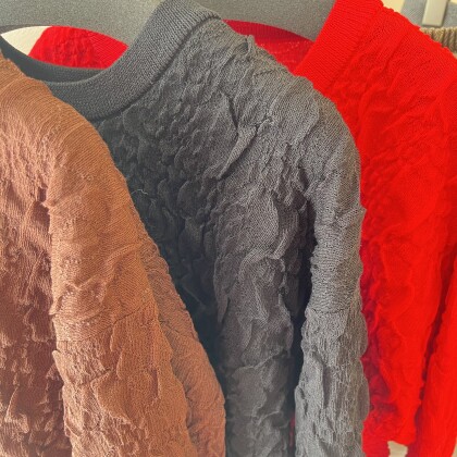 【Eprouve】新作トップス♪