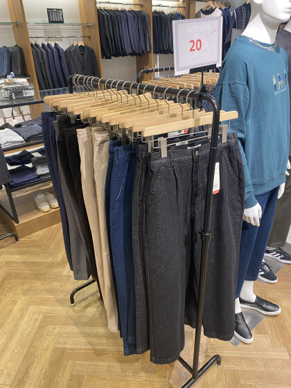 【全品対象！】ボトムス、更に20%オフ🎵