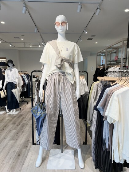 【 ボトムスALL20%オフ！】大好評開催中♪