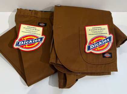 【Dickies別注】センタープレスパンツ♪