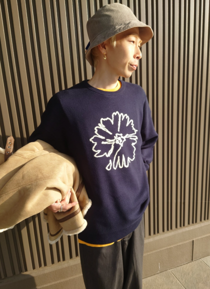 【tk.TAKEO KIKUCHI】フラワー柄ニット♪