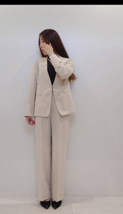 【UNTITLED】セットアップ入荷しました🎵