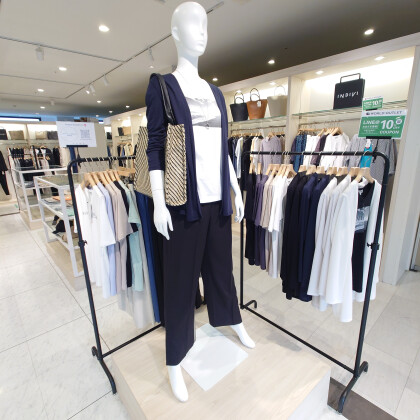 【SUMMER LOOKS】夏物続々入荷中！！！