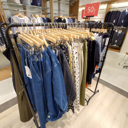 【MAX50%オフ！】春物新作、プライスダウン☆