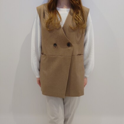 【Leyered style♪】UNTITLED ジレ×ニット！