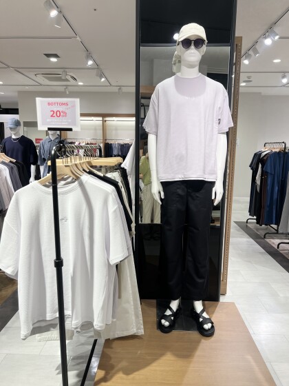 【 ボトムスALL20%オフ！】大好評開催中♪