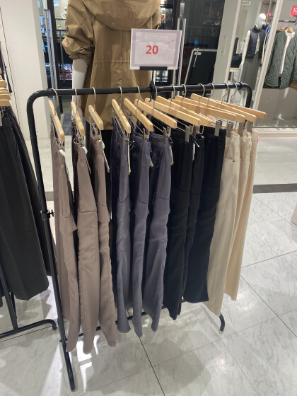 【INDIVI】ボトムス、更に20%オフ🎵