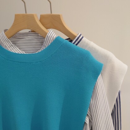 【Leyered style♪】INDIVI ベスト×ブラウス！