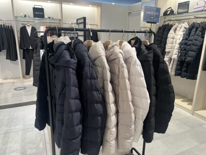 【INDIVI】13号サイズあります♪