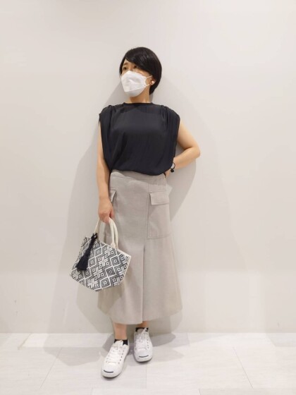 UNTITLED】新作スカート！プライスダウン！｜ワールド アウトレット 