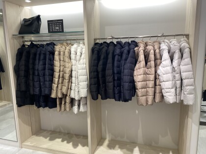 【INDIVI,UNTITLED】コート、入荷しました♪