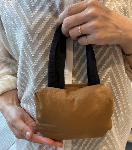 夏の旅行にお供いたします！たっぷり入る【リバーシブルBAG】