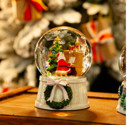 "2024 HOLIDAY ITEMS" スノーグローブ