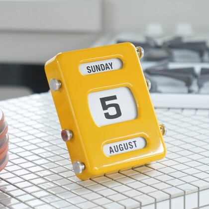 【NEW ARRIVAL】毎日を楽しくする”PERPETUAL CALENDAR” が入荷しました!
