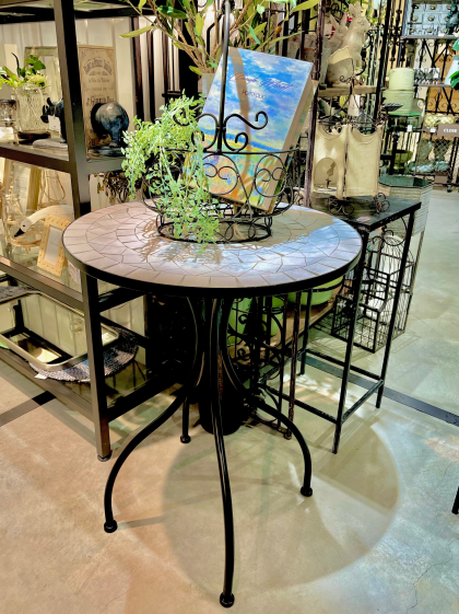 お庭で過ごす、特別なひとときーガーデンテーブル&チェア特集