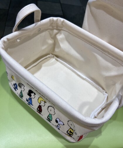 スヌーピー 部屋のお片づけにぴったり なスヌーピーデザインの収納ボックスが入荷しております リブロ ショップトピックス グランベリーパーク