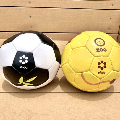 アニマル柄がかわいいサッカーボール