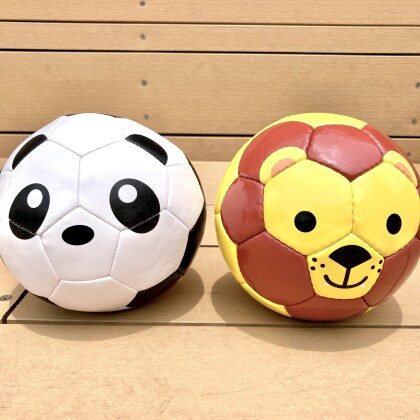アニマル柄がかわいいサッカーボール