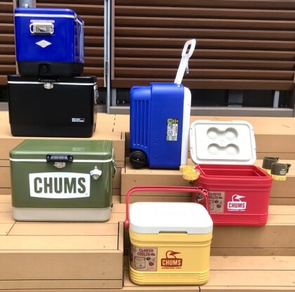 キャンプに、買い出しに👏クーラーボックス取り揃えております🐳