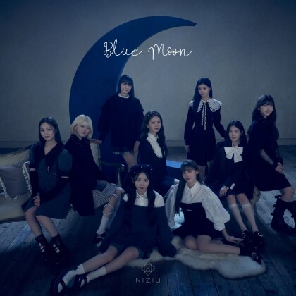 Niziu シングル「Blue Moon」好評発売中！！